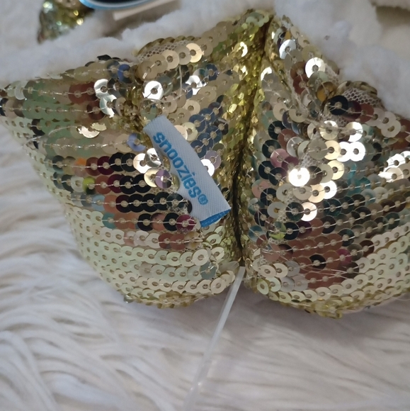 Classic Bling Snoozies Gold Sequin Women's Slippers - Picture 3 of 9